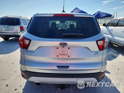 Zdjęcie 6 z 14 samochodu: 2019 FORD ESCAPE SE VIN:1FMCU0GD7KUB85780 - miniatura