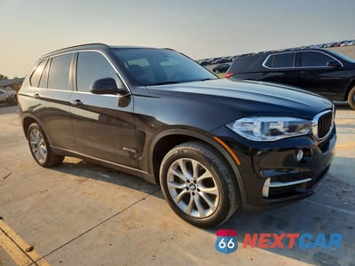 Czwarte zdjęcie samochodu z boku: 2016 BMW X5 SDRIVE35I VIN:5UXKR2C58G0U17201 - miniatura