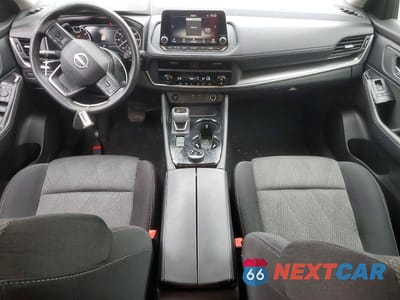Zdjęcie 8 z 12 samochodu: 2025 NISSAN ROGUE SV VIN:5N1BT3BB0SC785830 - miniatura