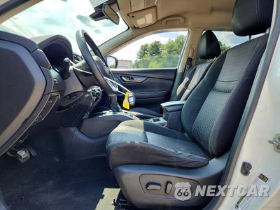 Zdjęcie 7 z 13 samochodu: 2020 NISSAN ROGUE SV VIN:JN8AT2MV8LW102990 - miniatura