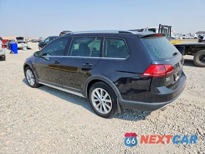 Drugie zdjęcie samochodu z przodu: 2017 VOLKSWAGEN GOLF ALLTRACK S VIN:3VWH17AU7HM523368 - miniatura