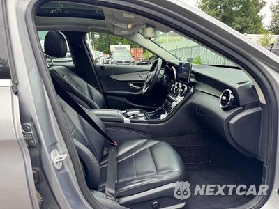 Zdjęcie 11 z 12 samochodu: 2016 MERCEDES-BENZ C 300 4MATIC VIN:55SWF4KB8GU140662 - miniatura