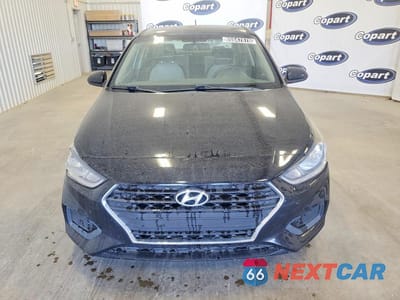 Piąte zdjęcie samochodu w środku: 2018 HYUNDAI ACCENT SEL VIN:3KPC24A31JE011489 - miniatura
