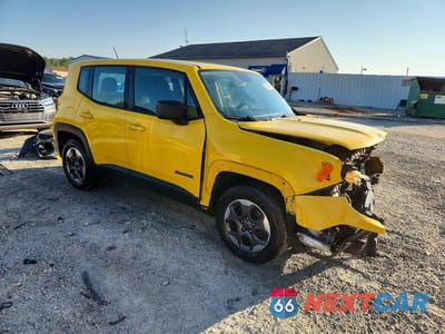 Czwarte zdjęcie samochodu z boku: 2016 JEEP RENEGADE SPORT VIN:ZACCJAATXGPD11643 - miniatura