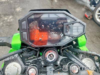 Zdjęcie 7 z 8 samochodu: 2024 KAWASAKI ER500 VIN:ML5ERGE15RDA23461 - miniatura