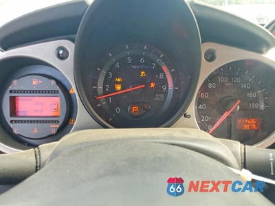 Zdjęcie 9 z 13 samochodu: 2018 NISSAN 370Z BASE VIN:JN1AZ4EH3JM571107 - miniatura