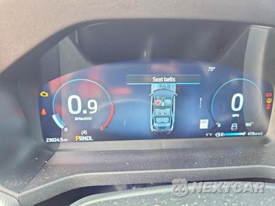 Zdjęcie 9 z 13 samochodu: 2025 FORD EXPLORER ACTIVE VIN:1FMUK7DHXSGA81776 - miniatura