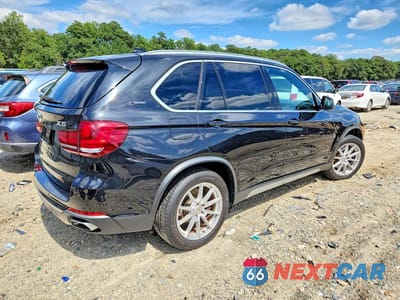 Trzecie zdjęcie samochodu z tyłu: 2018 BMW X5 XDR40E VIN:5UXKT0C50J0W03487 - miniatura