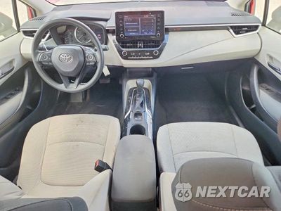 Zdjęcie 8 z 13 samochodu: 2022 TOYOTA COROLLA LE VIN:JTDEPMAE2NJ226125 - miniatura