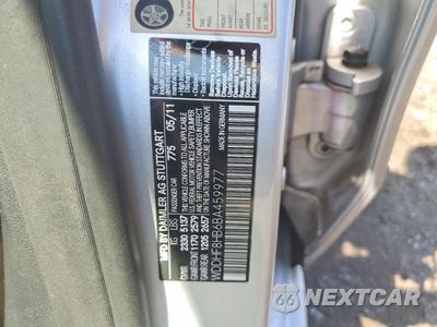 Zdjęcie 12 z 12 samochodu: 2011 MERCEDES-BENZ E 350 4MATIC VIN:WDDHF8HB6BA459977 - miniatura
