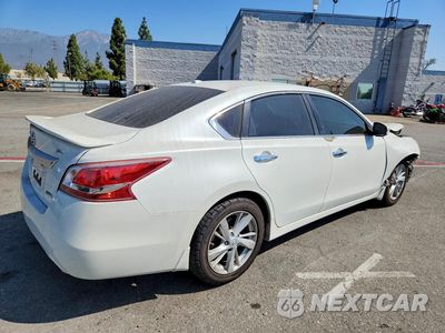Trzecie zdjęcie samochodu z tyłu: 2013 NISSAN ALTIMA 2.5 VIN:1N4AL3AP7DN555485 - miniatura