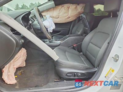 Zdjęcie 7 z 12 samochodu: 2017 CHEVROLET MALIBU LT VIN:1G1ZE5ST1HF134143 - miniatura