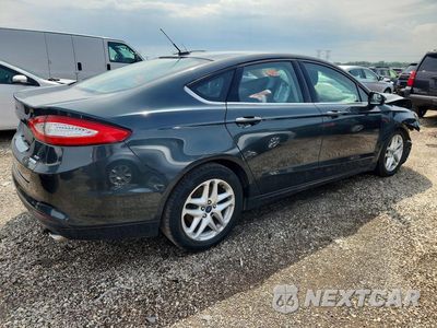 Trzecie zdjęcie samochodu z tyłu: 2015 FORD FUSION SE VIN:1FA6P0HD8F5100944 - miniatura