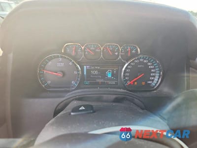 Zdjęcie 9 z 12 samochodu: 2015 CHEVROLET SUBURBAN K1500 LT VIN:1GNSKJKC3FR566312 - miniatura