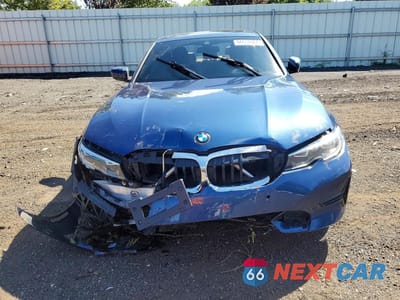 Piąte zdjęcie samochodu w środku: 2021 BMW 330XI VIN:3MW5R7J05M8C21654 - miniatura