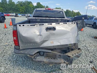 Zdjęcie 6 z 12 samochodu: 2007 CHEVROLET SILVERADO C1500 VIN:2GCEC19C471655390 - miniatura