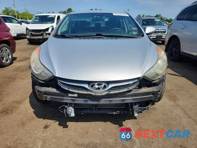 Piąte zdjęcie samochodu w środku: 2012 HYUNDAI ELANTRA GLS VIN:5NPDH4AE1CH072750 - miniatura