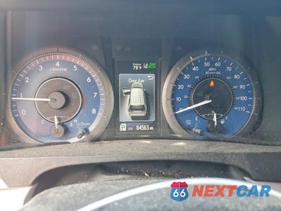 Zdjęcie 9 z 13 samochodu: 2019 TOYOTA SIENNA XLE 7-PASSENGER VIN:5TDDZ3DC8KS220578 - miniatura