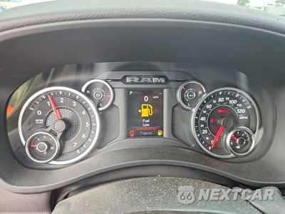 Zdjęcie 9 z 12 samochodu: 2026 RAM 2500 TRADESMAN VIN:3C6UR5CJXTG233111 - miniatura