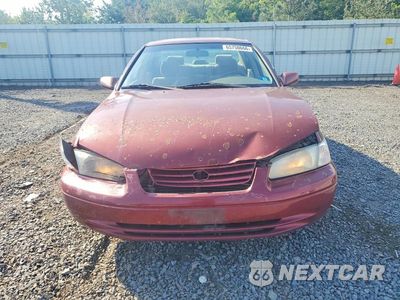Piąte zdjęcie samochodu w środku: 1999 TOYOTA CAMRY LE VIN:4T1BG22K0XU461843 - miniatura