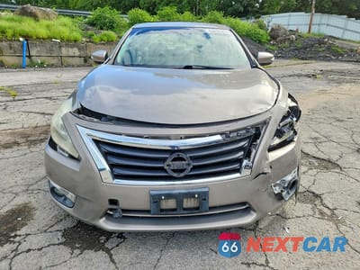 Piąte zdjęcie samochodu w środku: 2013 NISSAN ALTIMA 2.5 VIN:1N4AL3AP3DC919204 - miniatura