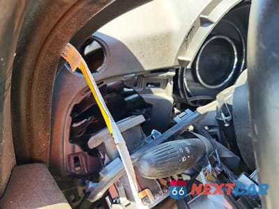 Zdjęcie 9 z 12 samochodu: 2018 FIAT 500 ABARTH VIN:3C3CFFFH9JT420747 - miniatura
