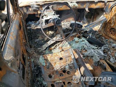 Zdjęcie 8 z 12 samochodu: 1994 JEEP CHEROKEE SE VIN:1J4FT28S3RL110002 - miniatura