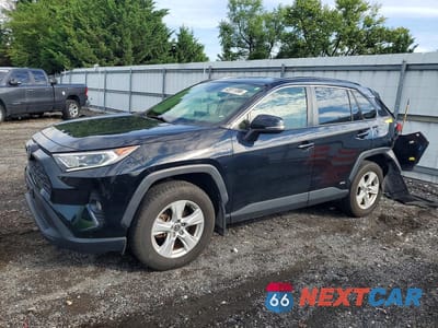 2021 TOYOTA RAV4 HYBRID XLE JTMR6RFV8MD008987 - główne zdjęcie licytacji z USA - miniatura