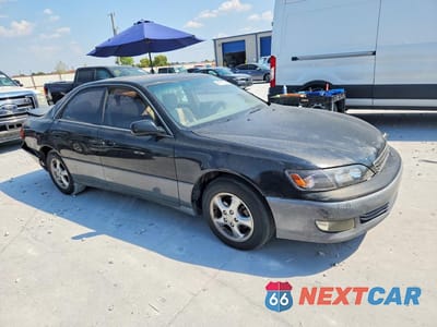 Czwarte zdjęcie samochodu z boku: 1997 LEXUS ES 300 VIN:JT8BF22G2V5003455 - miniatura