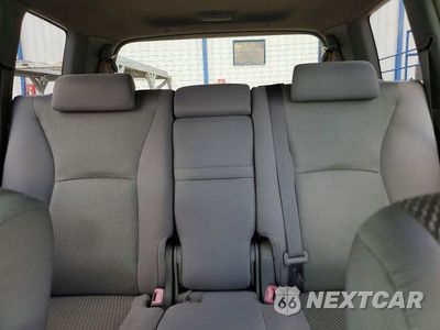 Zdjęcie 10 z 13 samochodu: 2007 TOYOTA HIGHLANDER BASE VIN:JTEEP21AX70210311 - miniatura
