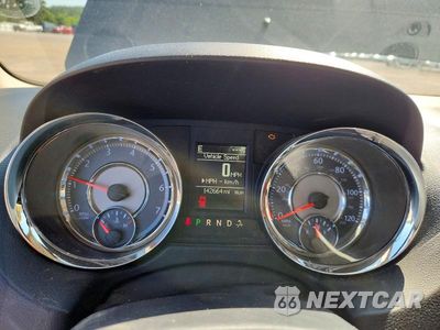 Zdjęcie 9 z 13 samochodu: 2015 CHRYSLER TOWN & COUNTRY LIMITED PLATINUM VIN:2C4RC1GG9FR506108 - miniatura