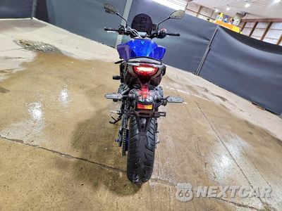 Czwarte zdjęcie samochodu z boku: 2024 YAMAHA MT09 VIN:JYARN94E8RA001807 - miniatura