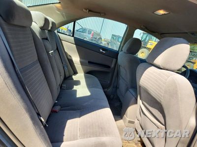 Zdjęcie 10 z 12 samochodu: 2005 TOYOTA CAMRY LE VIN:4T1BE32K05U995658 - miniatura