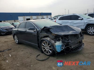 Czwarte zdjęcie samochodu z boku: 2013 LINCOLN MKZ VIN:3LN6L2JK0DR818956 - miniatura