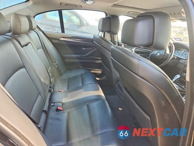 Zdjęcie 10 z 12 samochodu: 2013 BMW 528 XI VIN:WBAXH5C58DDW14639 - miniatura