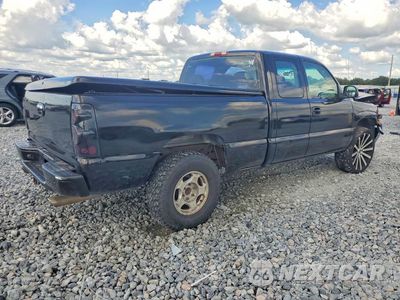 Trzecie zdjęcie samochodu z tyłu: 2002 CHEVROLET SILVERADO K1500 VIN:2GCEK19V621210954 - miniatura