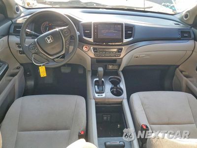 Zdjęcie 8 z 13 samochodu: 2017 HONDA PILOT EX VIN:5FNYF6H38HB031951 - miniatura