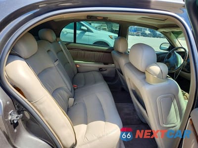 Zdjęcie 10 z 12 samochodu: 2003 BUICK PARK AVENUE ULTRA VIN:1G4CU541834184288 - miniatura