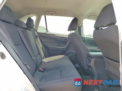 Zdjęcie 11 z 13 samochodu: 2020 TOYOTA RAV4 LE VIN:2T3H1RFV8LW068330 - miniatura