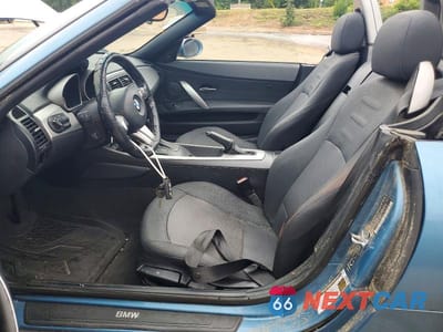 Zdjęcie 7 z 12 samochodu: 2005 BMW Z4 2.5 VIN:4USBT33575LS57276 - miniatura
