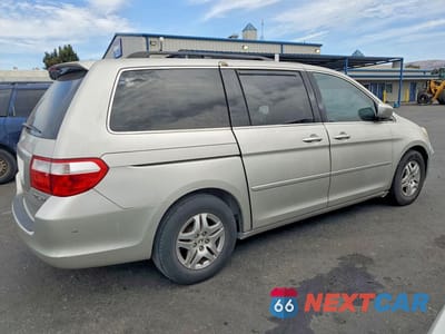 Trzecie zdjęcie samochodu z tyłu: 2005 HONDA ODYSSEY EXL VIN:5FNRL38775B134224 - miniatura