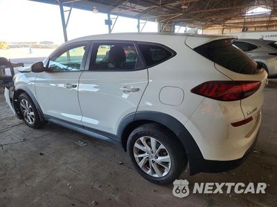 Trzecie zdjęcie samochodu z tyłu: 2019 HYUNDAI TUCSON SE VIN:KM8J23A44KU938141 - miniatura