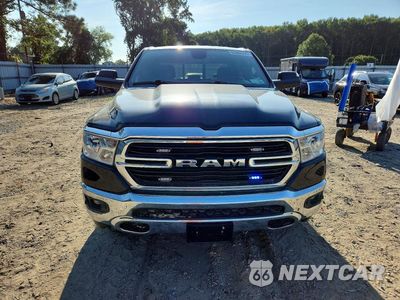 Piąte zdjęcie samochodu w środku: 2019 RAM 1500 BIG HORN/LONE STAR VIN:1C6SRFMT6KN911372 - miniatura