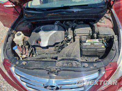Zdjęcie 11 z 12 samochodu: 2014 HYUNDAI SONATA LIMITED 2.0T VIN:5NPEC4AB0EH926283 - miniatura