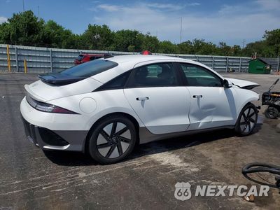 Trzecie zdjęcie samochodu z tyłu: 2025 HYUNDAI IONIQ 6 SE VIN:KMHM24AAXSA104675 - miniatura