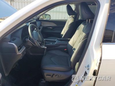 Zdjęcie 7 z 13 samochodu: 2025 TOYOTA GRAND HIGHLANDER HYBRID LIMITED VIN:5TDACAB5XSS034912 - miniatura