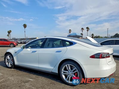 Drugie zdjęcie samochodu z przodu: 2015 TESLA MODEL S P90D VIN:5YJSA1V43FF100935 - miniatura