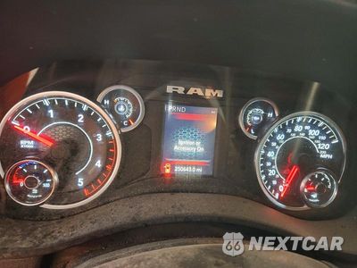 Zdjęcie 9 z 12 samochodu: 2023 RAM 2500 TRADESMAN VIN:3C6UR5CL5PG538703 - miniatura