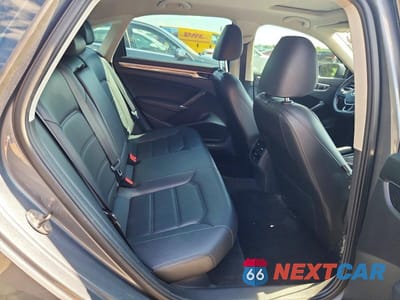Zdjęcie 10 z 12 samochodu: 2017 VOLKSWAGEN PASSAT SE VIN:1VWBT7A37HC031156 - miniatura