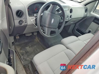 Zdjęcie 8 z 12 samochodu: 2006 FORD F150 VIN:1FTRF122X6NA57053 - miniatura